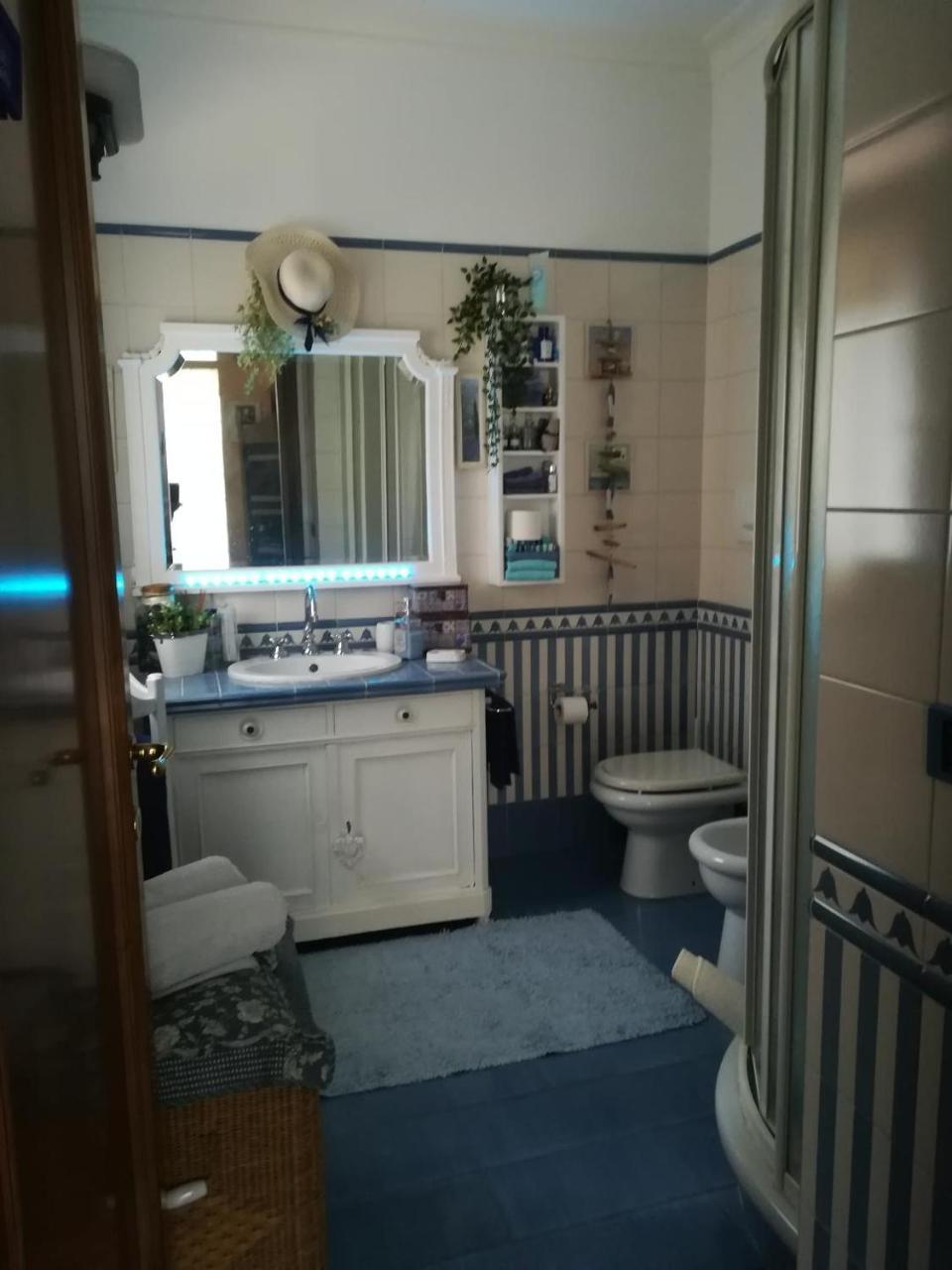 B&B Le Lanterne Casal Palocco Eksteriør billede